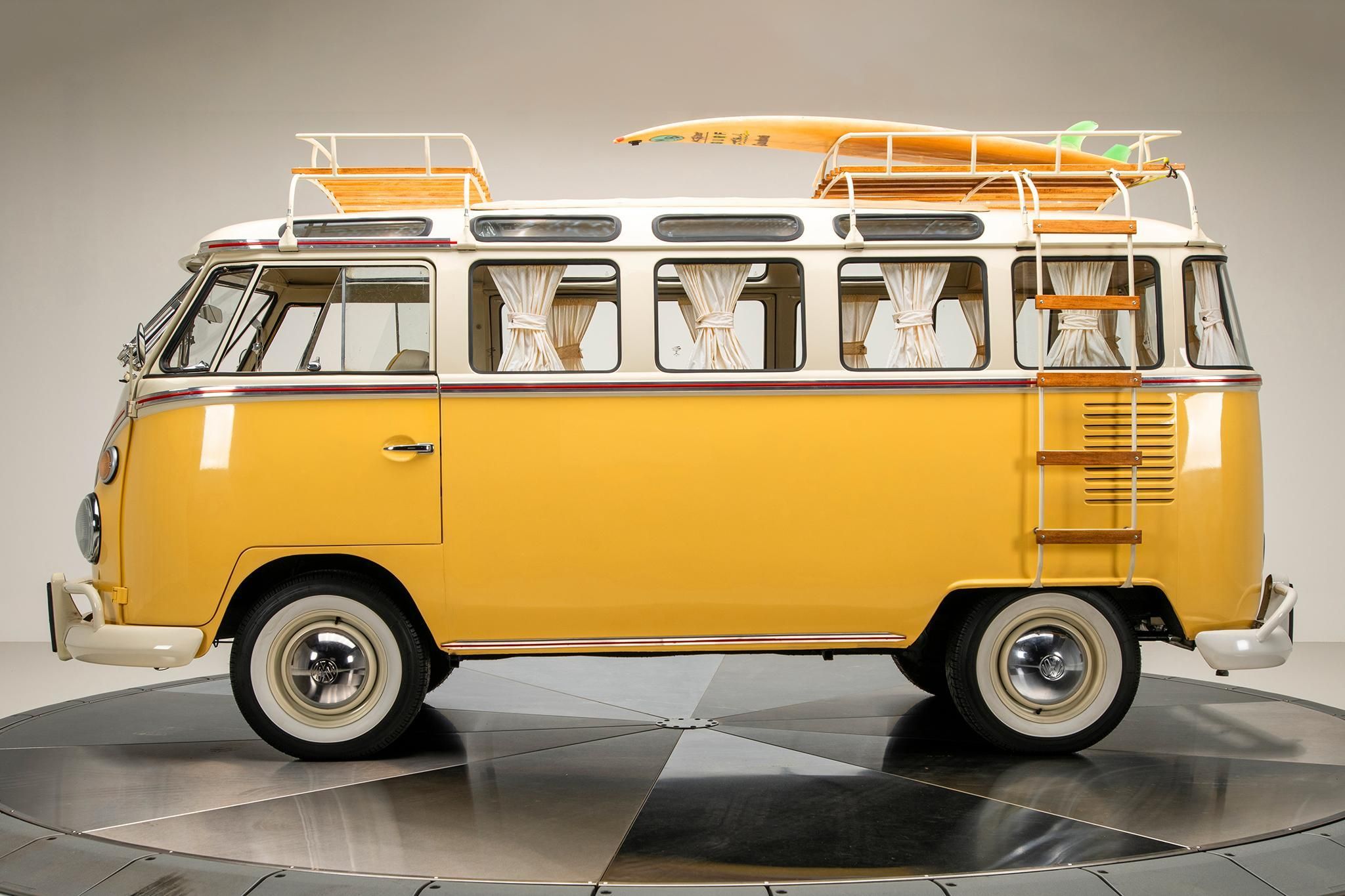 1975 Volkswagen Microbus — view 59